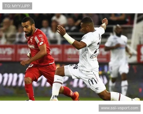 朗斯客场挑战马赛，巅峰对决决定争冠格局