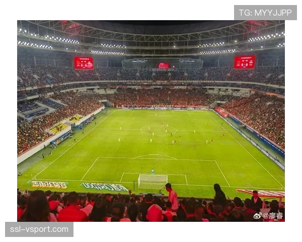 【2026年4月中超联赛·赛事筹办·场馆成都凤凰山专业足球场二期扩建工程启动,预计增加5000个坐席